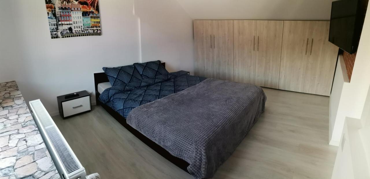 Casa J. Gusbeth Lejlighed Braşov Eksteriør billede